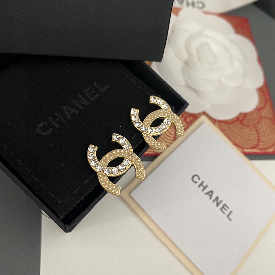 [TOP] CHANEL Double C Diamonds Earrings