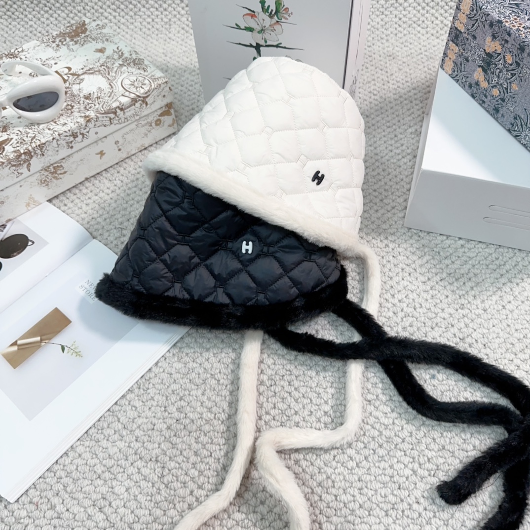 [TOP] HERMES Warm Rabbit Hair Hat - Two Colors
