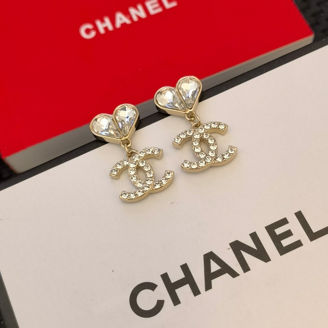 [TOP] CHANEL Double C and Heart Earrings