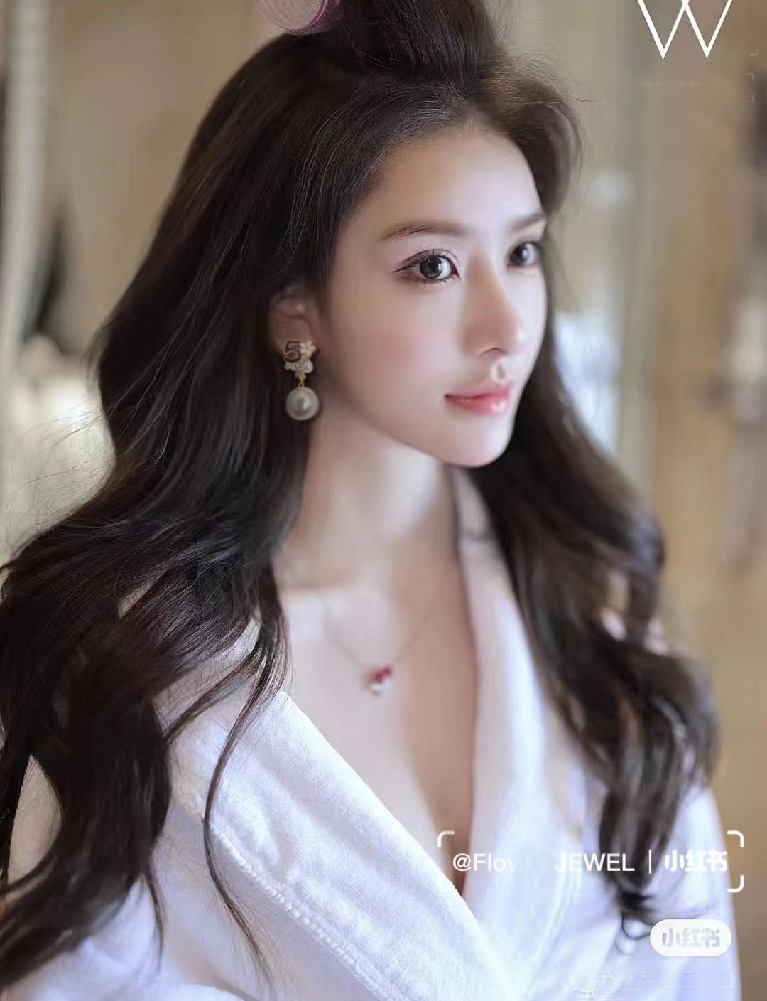 [TOP] CHANEL Number 5 and Flower Earrings