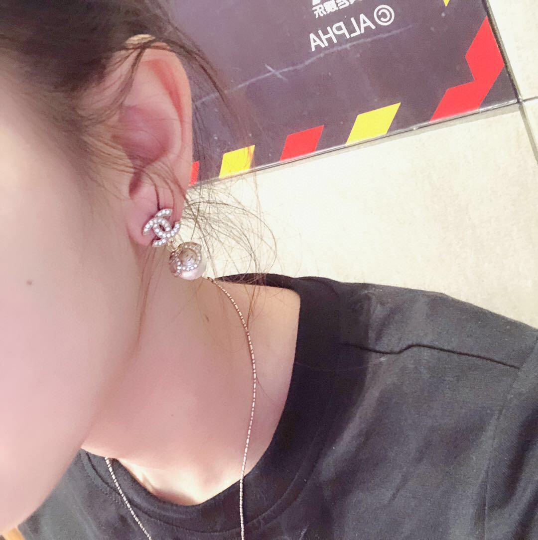[TOP] CHANEL Double C Pearl Earrings