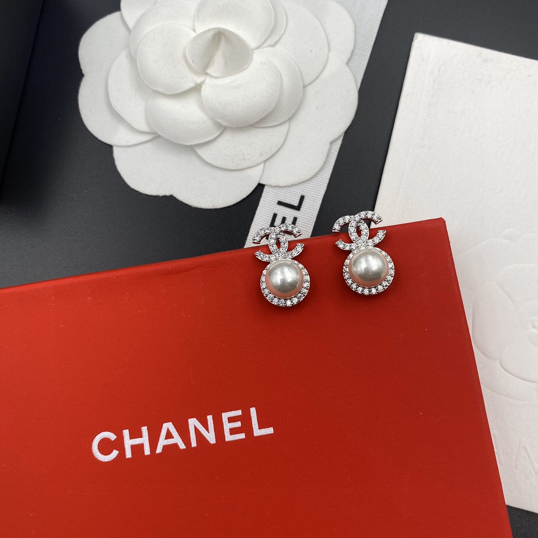 [TOP] CHANEL Double C Pearl Earrings