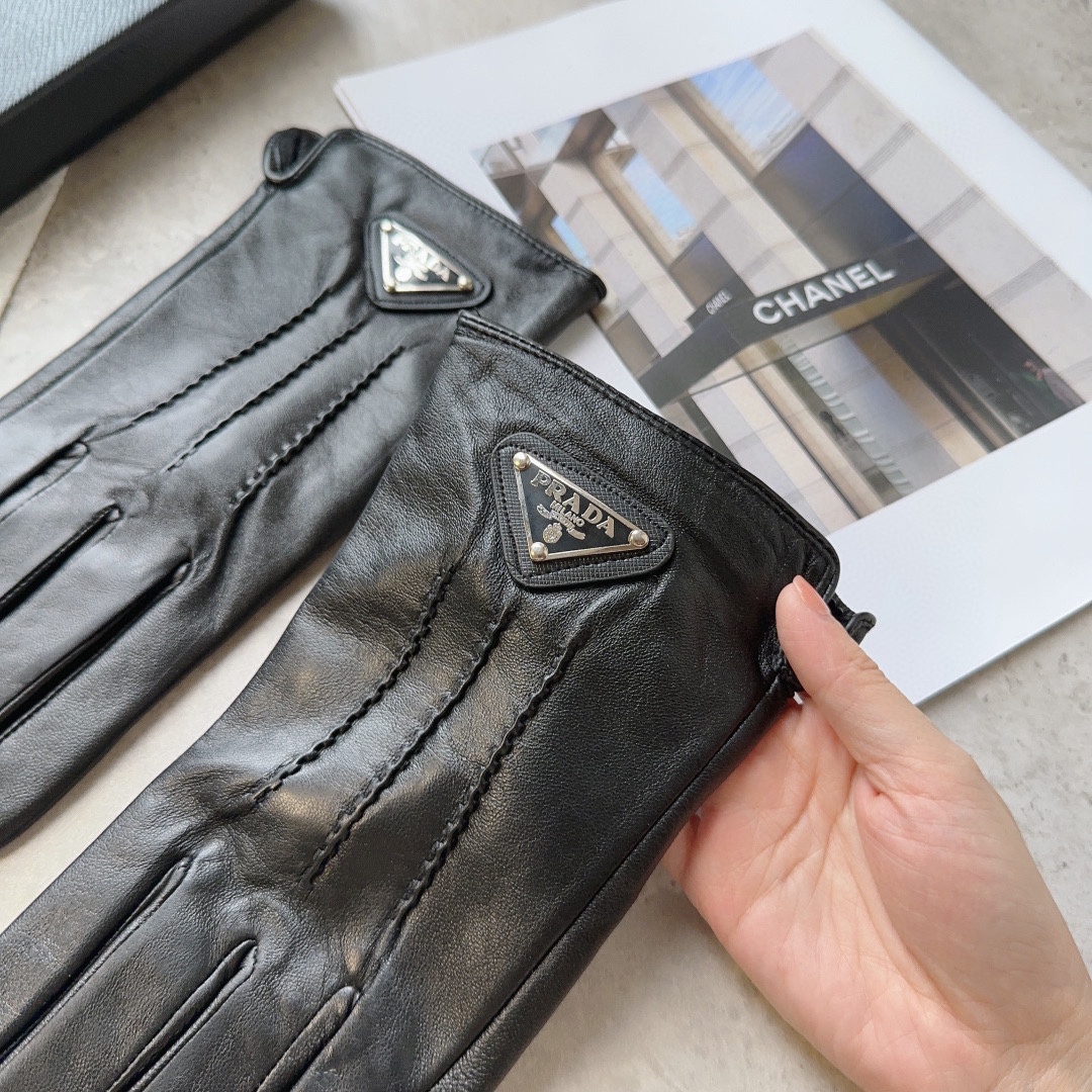 [TOP] PRADA Men's New Sheepskin Gloves - Black