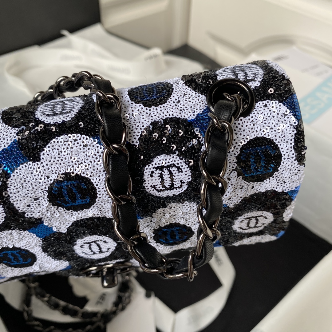 [TOP] CHANEL Flap Bag  Logo Sequin Short Tassel Bag 20cm