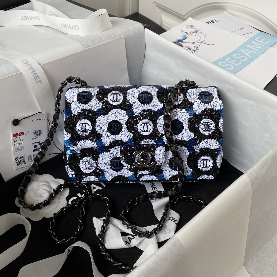 [TOP] CHANEL Flap Bag  Logo Sequin Short Tassel Bag 20cm