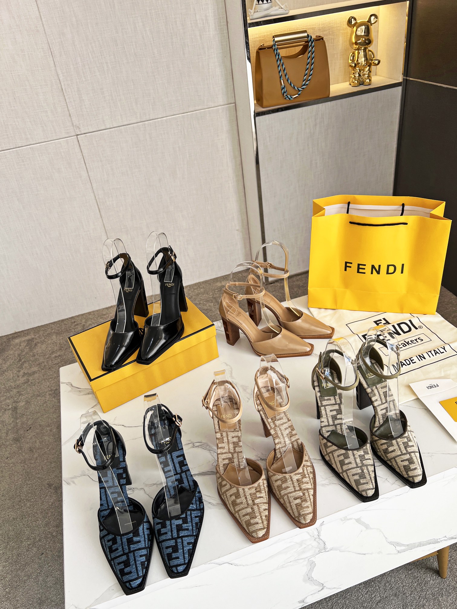 [TOP] FENDI Fang Head Hollow Heel Shoes, Italian Handmade Craftsmanship Manufacturing - 5 Colors