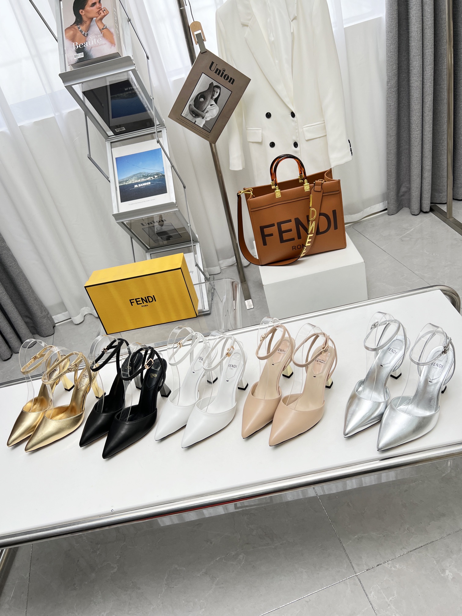 [TOP] FENDI Water Dyed Sheep Leather Shoes - 8.5 - Five Colors