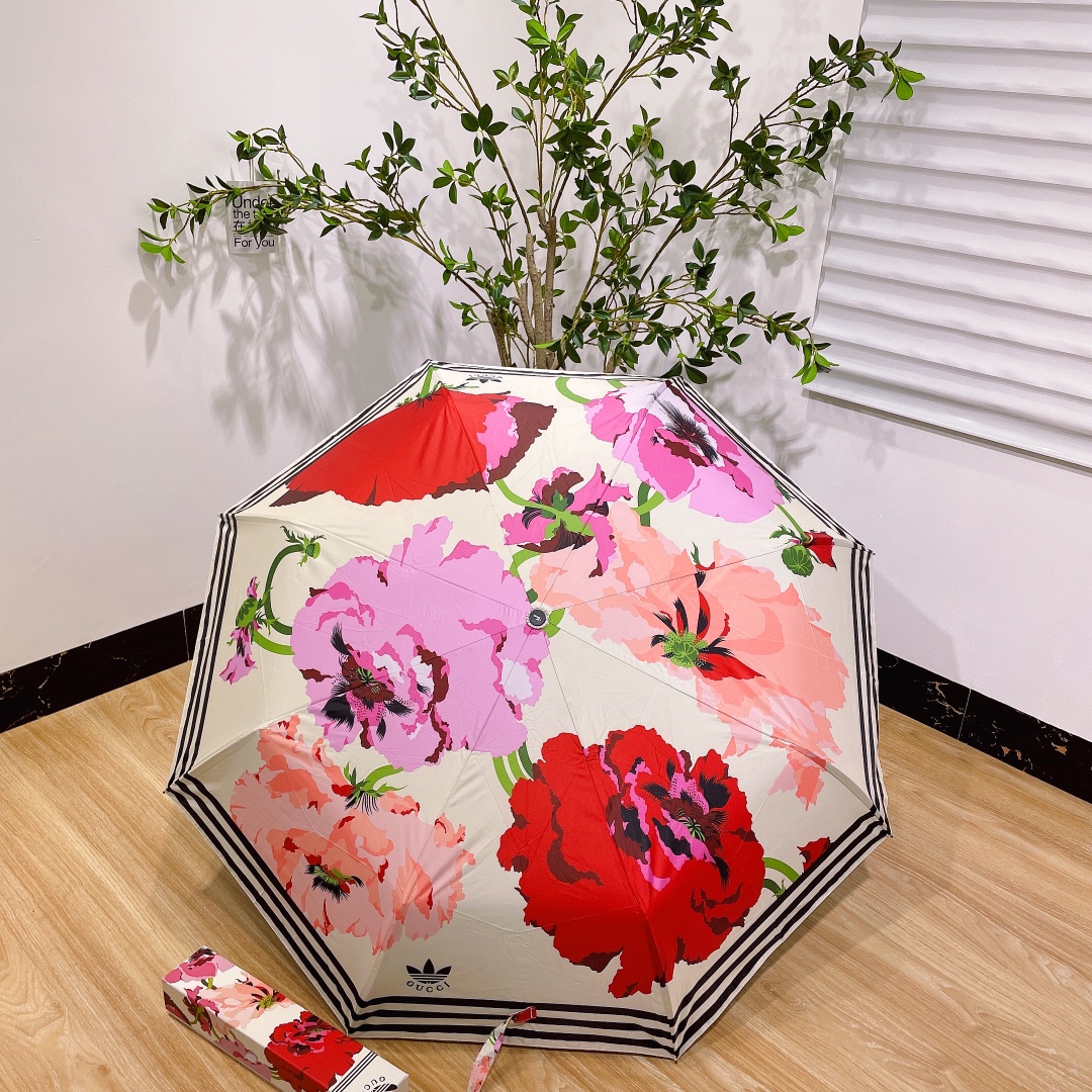 [TOP] GUCCI Flowers Umbrella - Beige