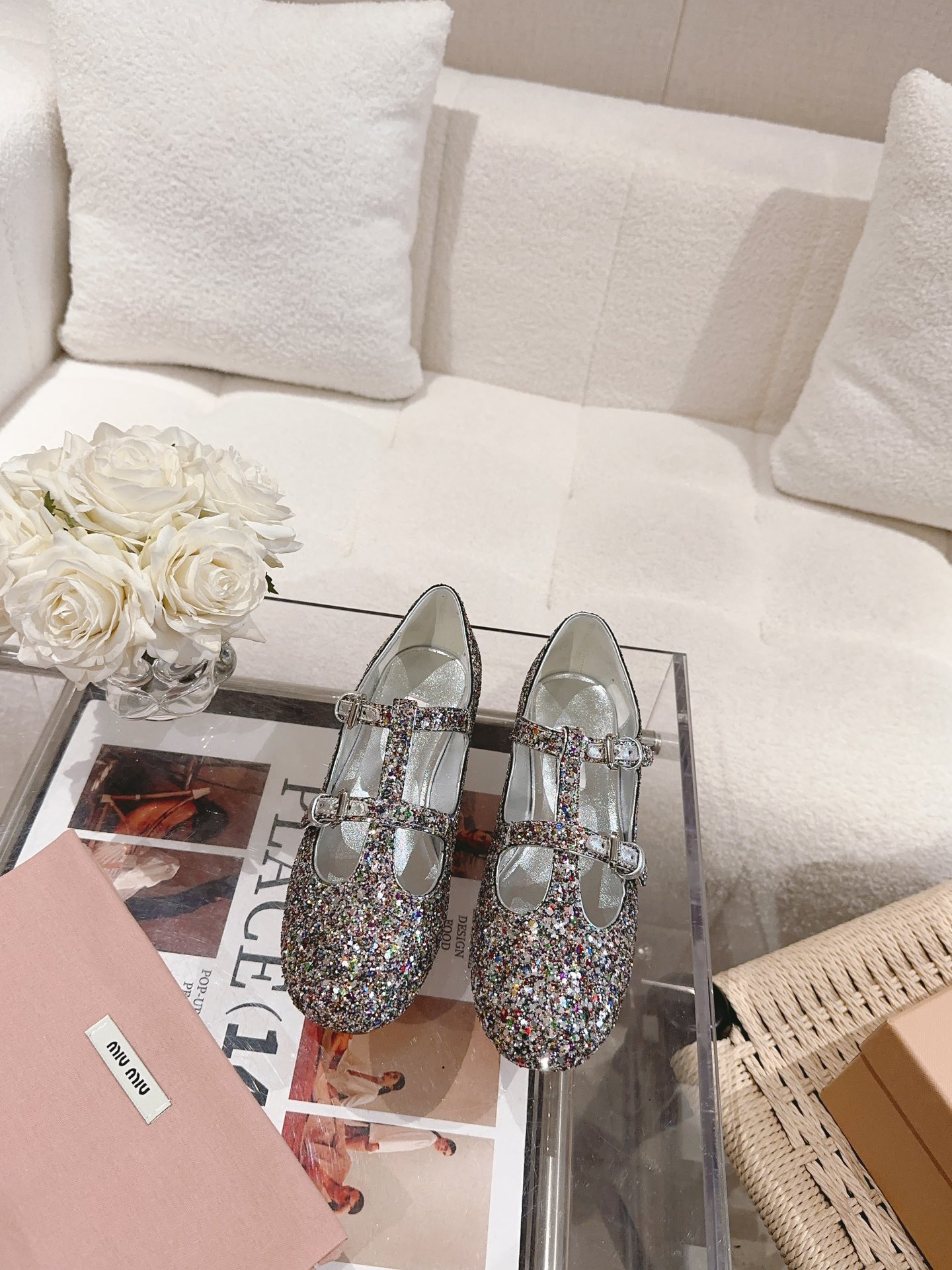 [TOP] Miu Miu Crystal Gem Series Flat Sole Single Shoes - Three Colors