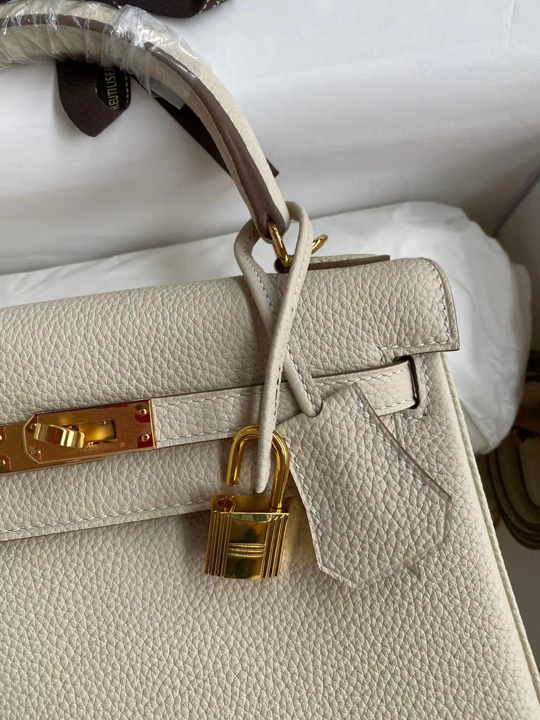 [TOP] HERMES Kelly Togo Leather 25cm - Light Beige & GHW