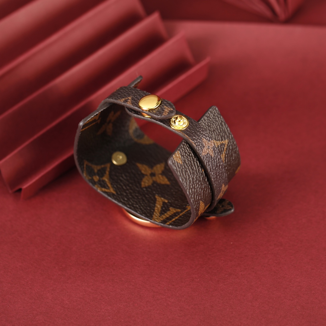 [TOP] Louis Vuitton LV Classic Monogram Leather with Logo Bracelet - Brown