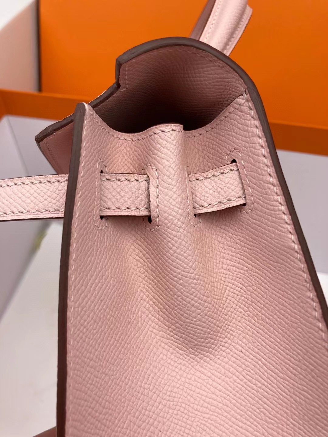 [TOP] HERMES Kelly Epsom Leather 25cm - Light Pink & GHW
