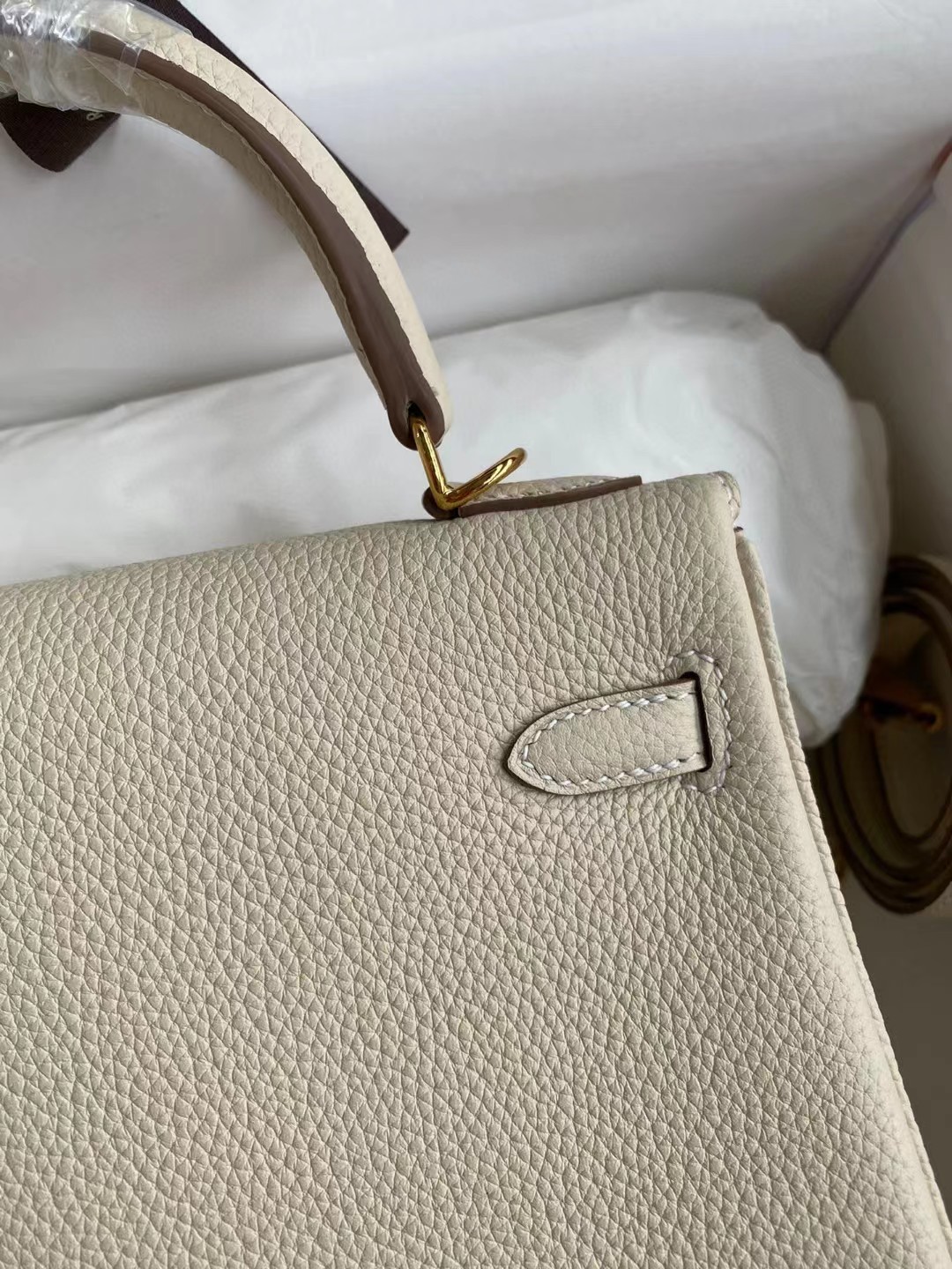 [TOP] HERMES Kelly Togo Leather 25cm - Light Beige & GHW