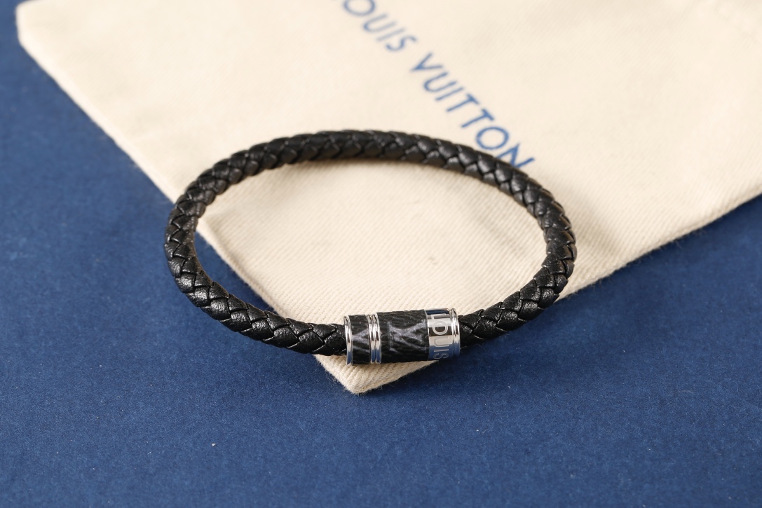 [TOP] Louis Vuitton LV Leather with Logo Thin Circle Bracelet - Black