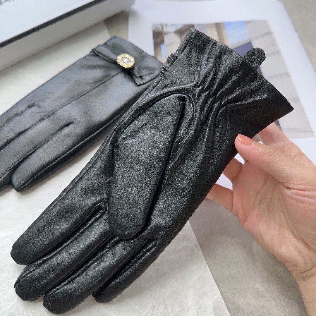 [TOP] CHANEL  First Grade Sheepskin Excellent Texture Women's Gloves - Black