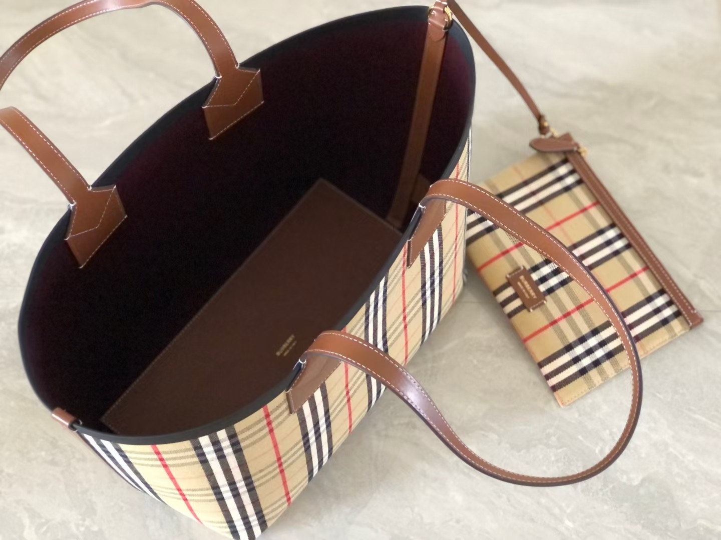 [TOP] BURBERRY Big B's Pure Original Double-sided Tote Bag