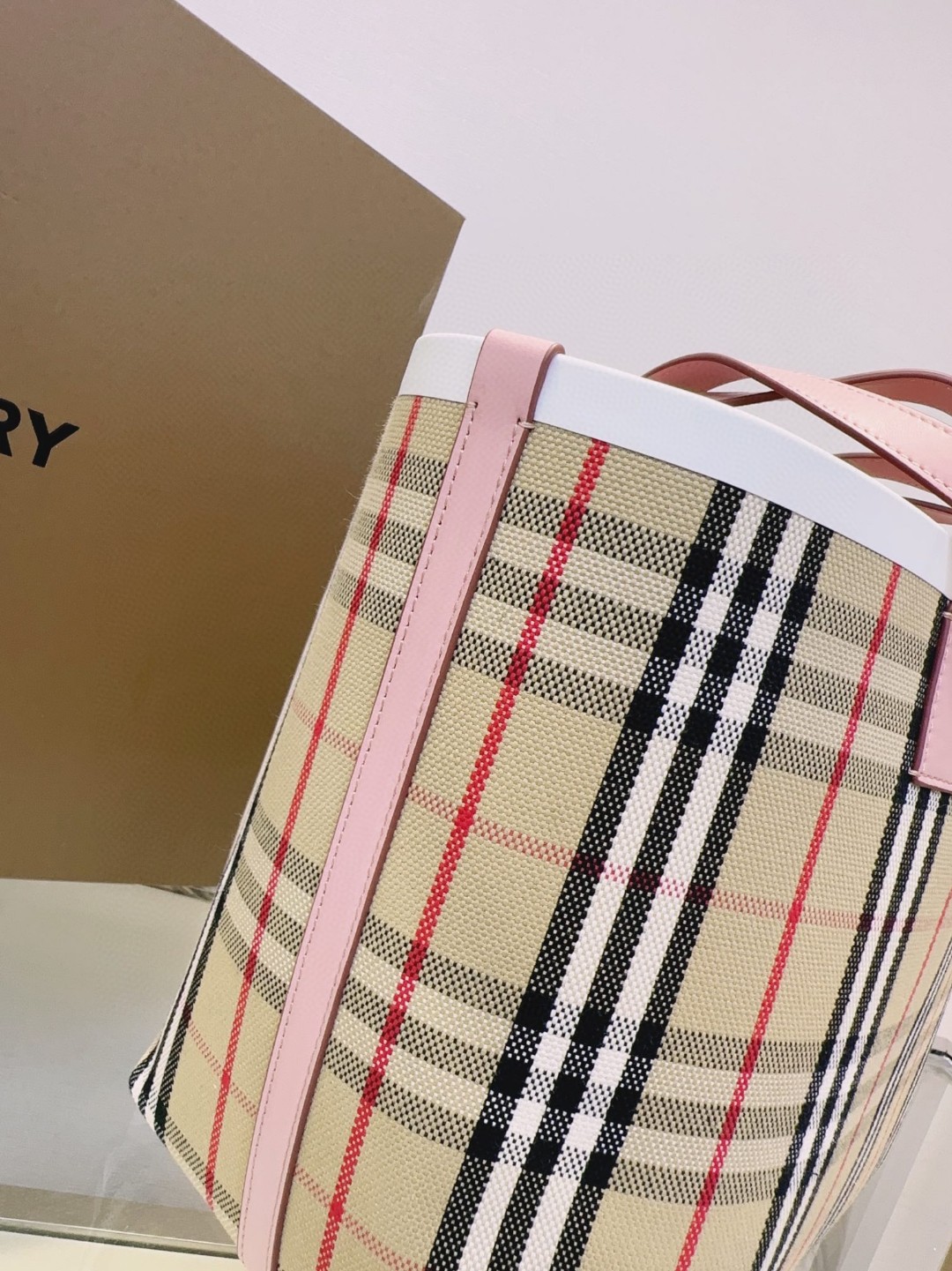 [TOP] BURBERRY B’s Pure Cotton Canvas Exquisite Tote Bag