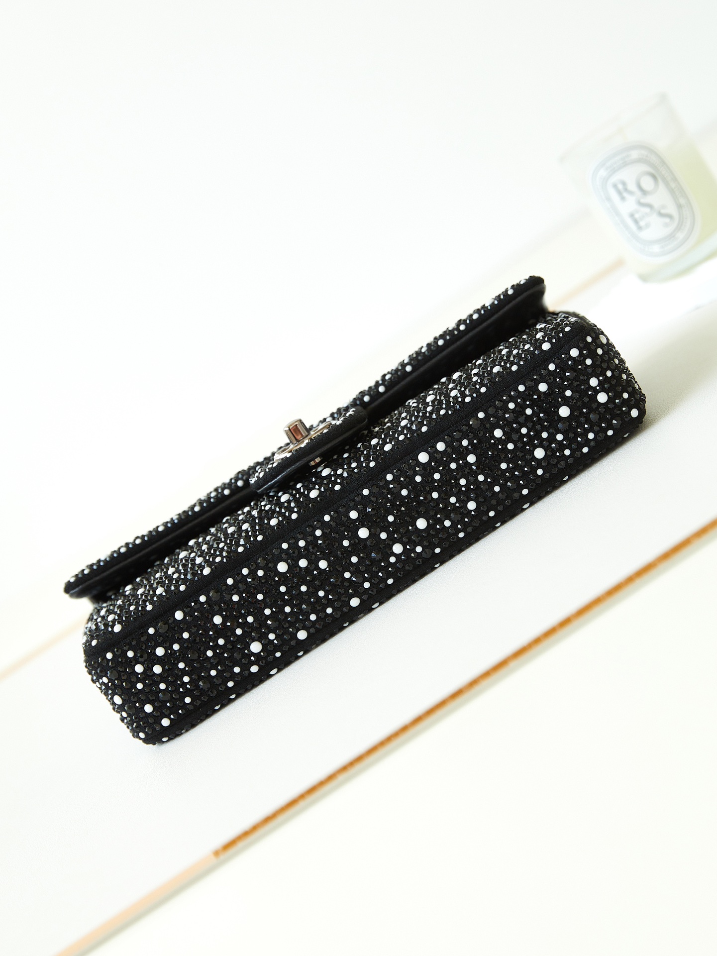 [TOP] CHANEL  23b Evening Armpit Bag Pearl Diamond Flap Bag 20cm/26cm - Black