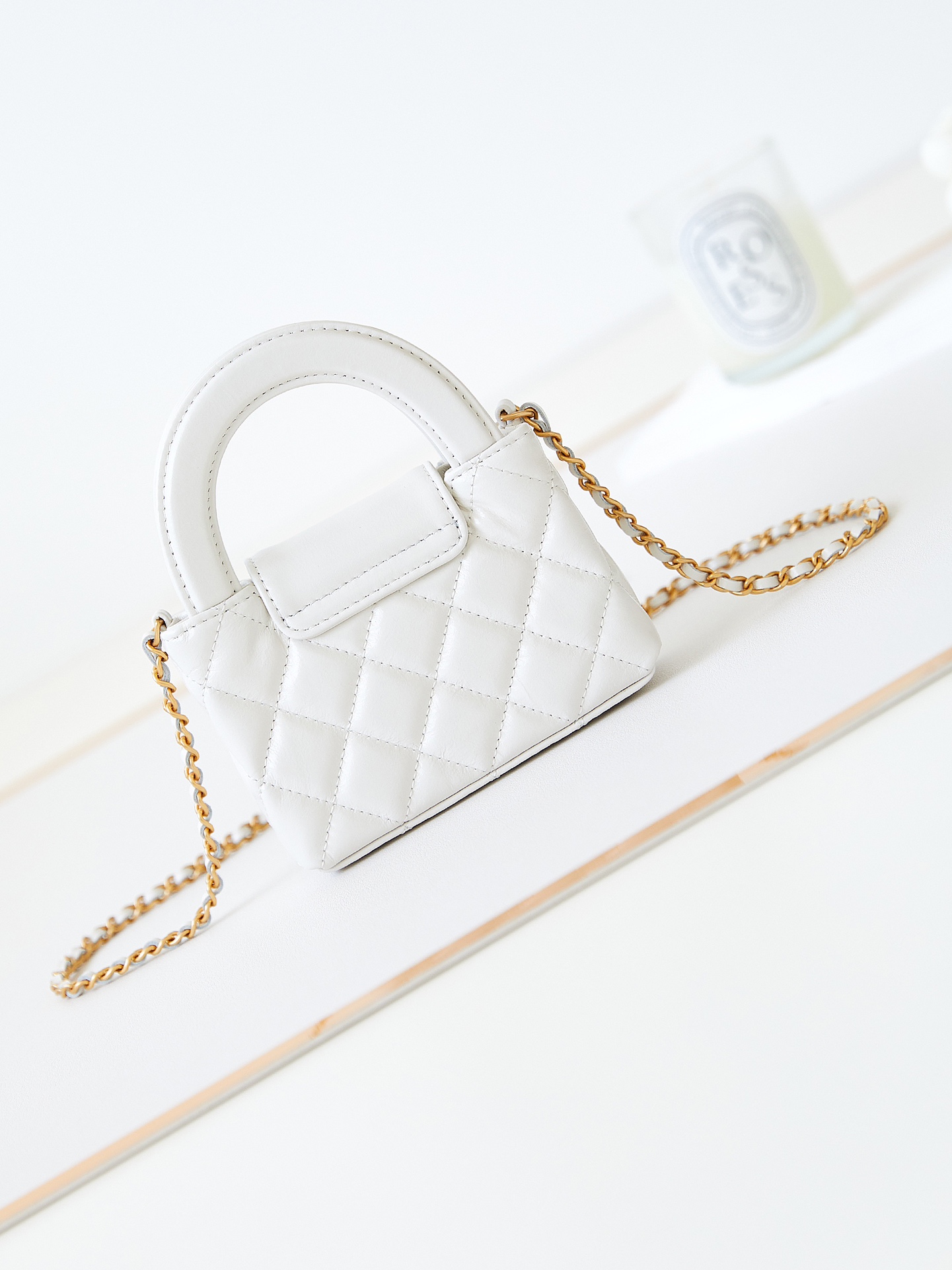 [TOP] CHANEL 23K Mini Handle Bag 8.3x12.5x4 cm - GHW - White