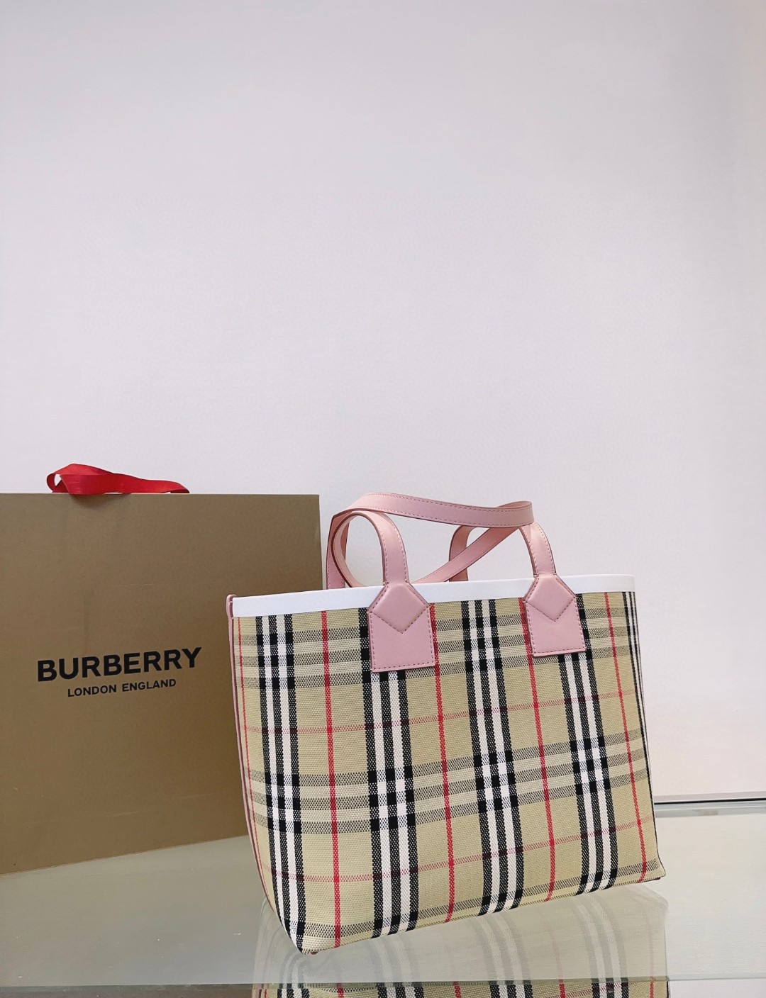 [TOP] BURBERRY B’s Pure Cotton Canvas Exquisite Tote Bag