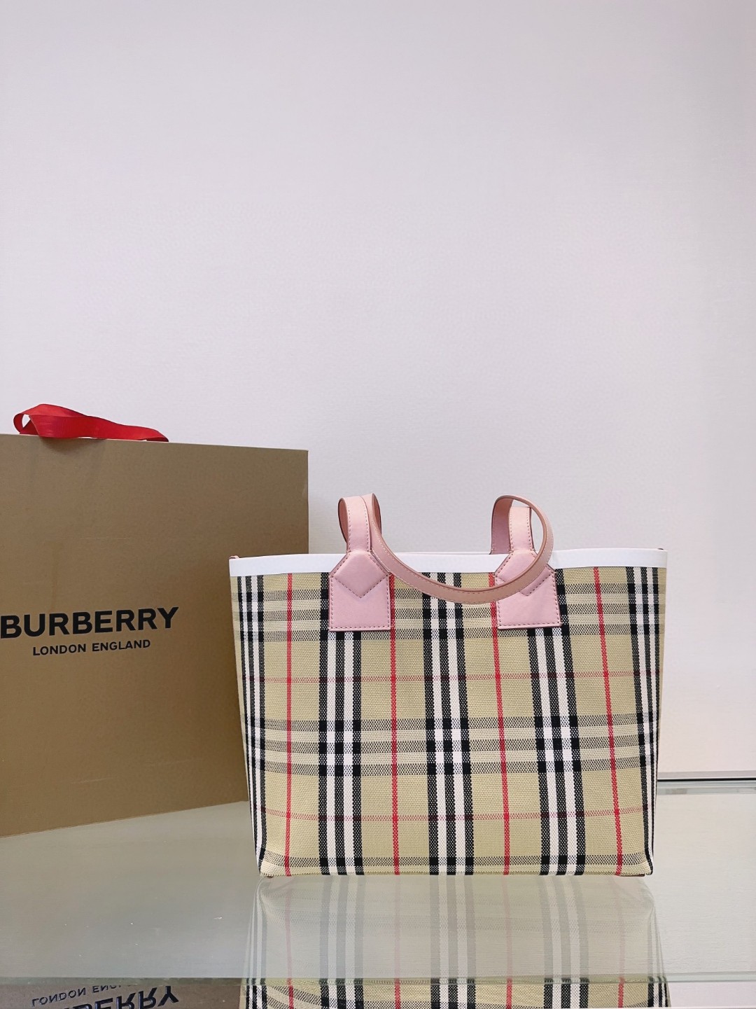 [TOP] BURBERRY B’s Pure Cotton Canvas Exquisite Tote Bag