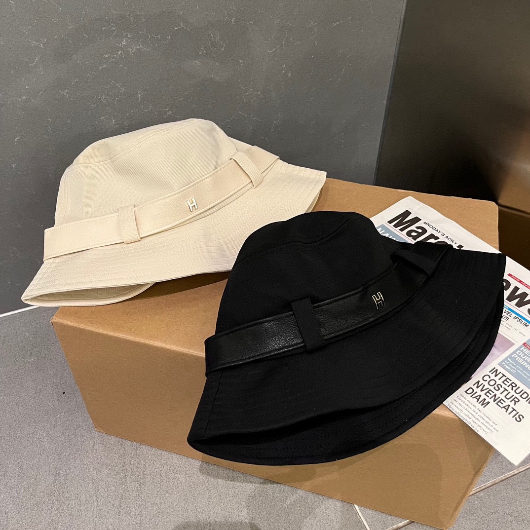 [TOP] HERMES New Fisherman Hat - Two Colors