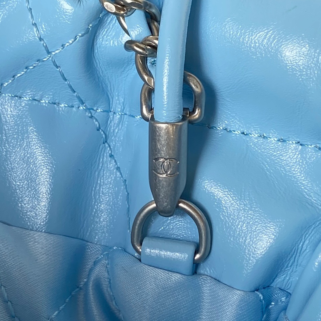 [TOP] CHANEL Mini 22 Bag 19x20x6cm - SHW - Light blue