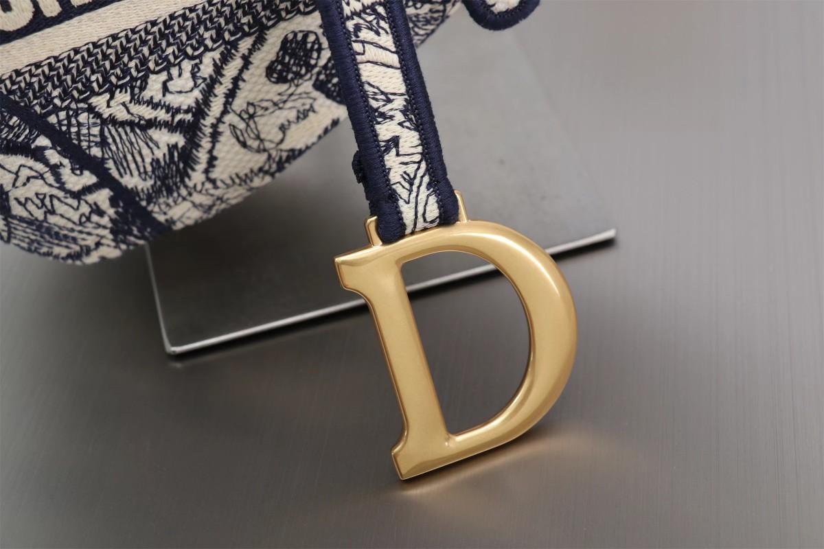 [TOP] Christian Dior Saddle Bag Patchwork Embroidered Bag 25 cm - GHW