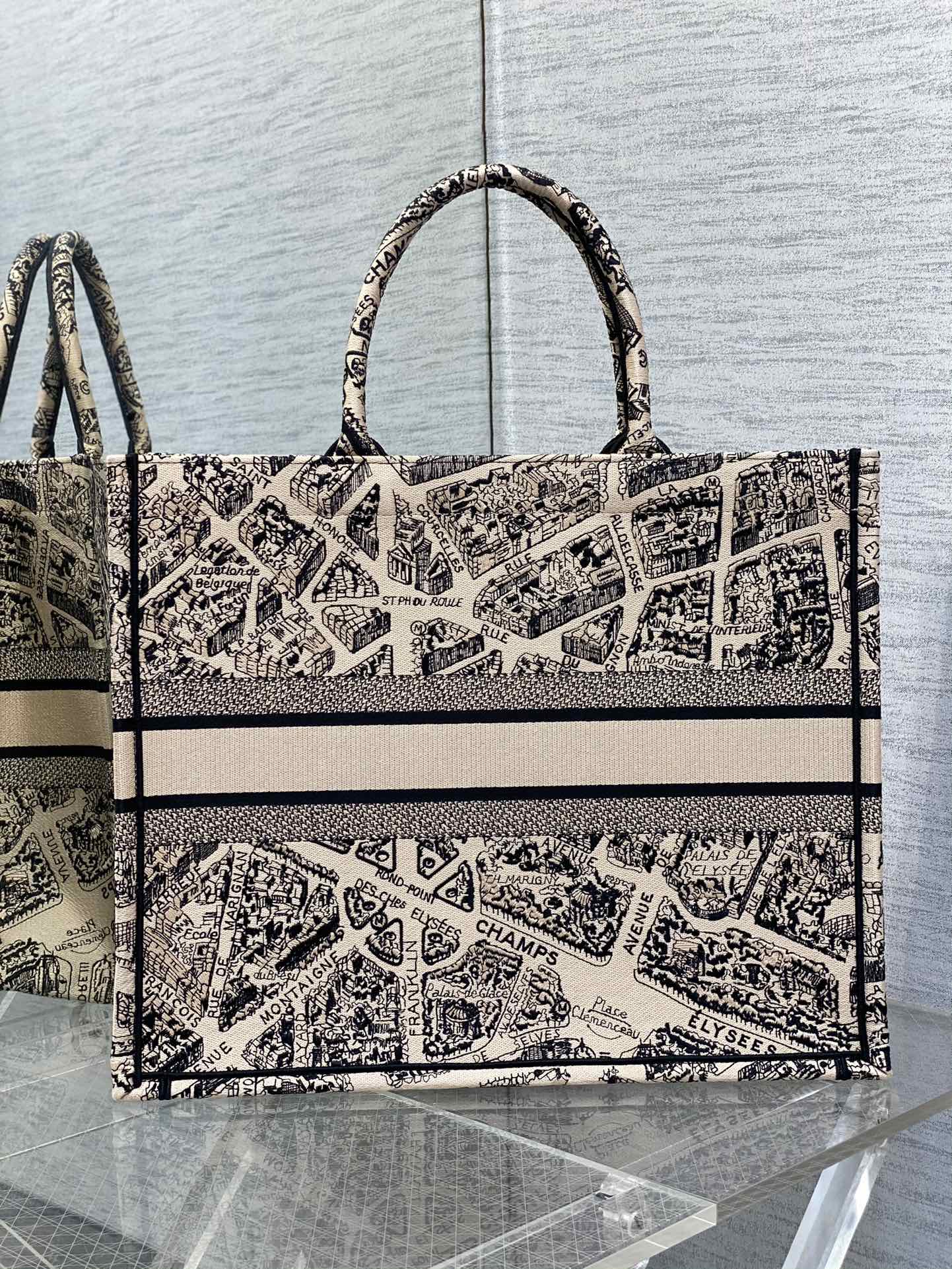 [TOP] Christian Dior Book Tote Christian Dior BOOK TOTE Handbag 26cm/36cm/42cm