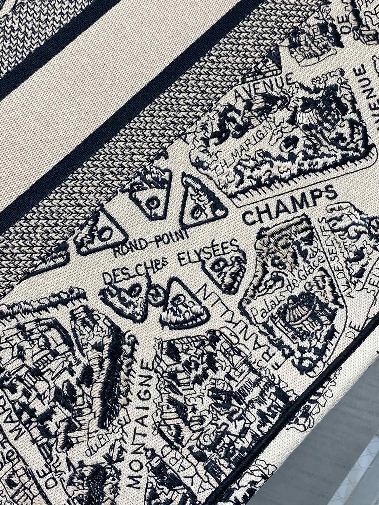 [TOP] Christian Dior Book Tote Christian Dior BOOK TOTE Handbag 26cm/36cm/42cm