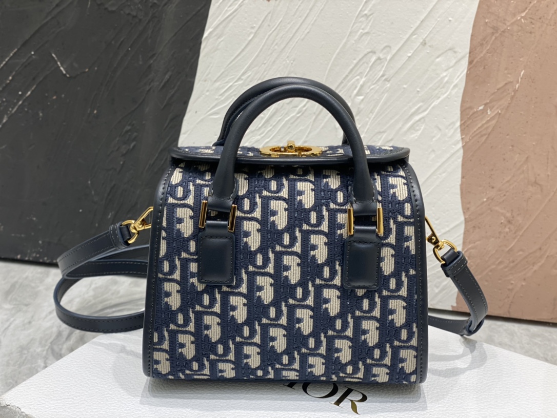 [TOP] Christian Dior Dior New Pillow Bag Blue Embroidery + Imported Cow Leather Handbag 19*15*15cm