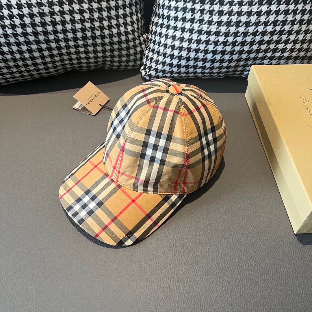 [TOP] BURBERRY Classic Plaid Baseball Hat