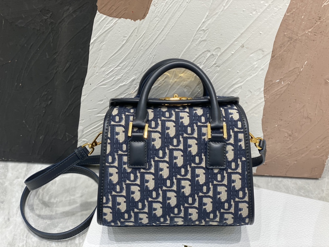 [TOP] Christian Dior Dior New Pillow Bag Blue Embroidery + Imported Cow Leather Handbag 19*15*15cm