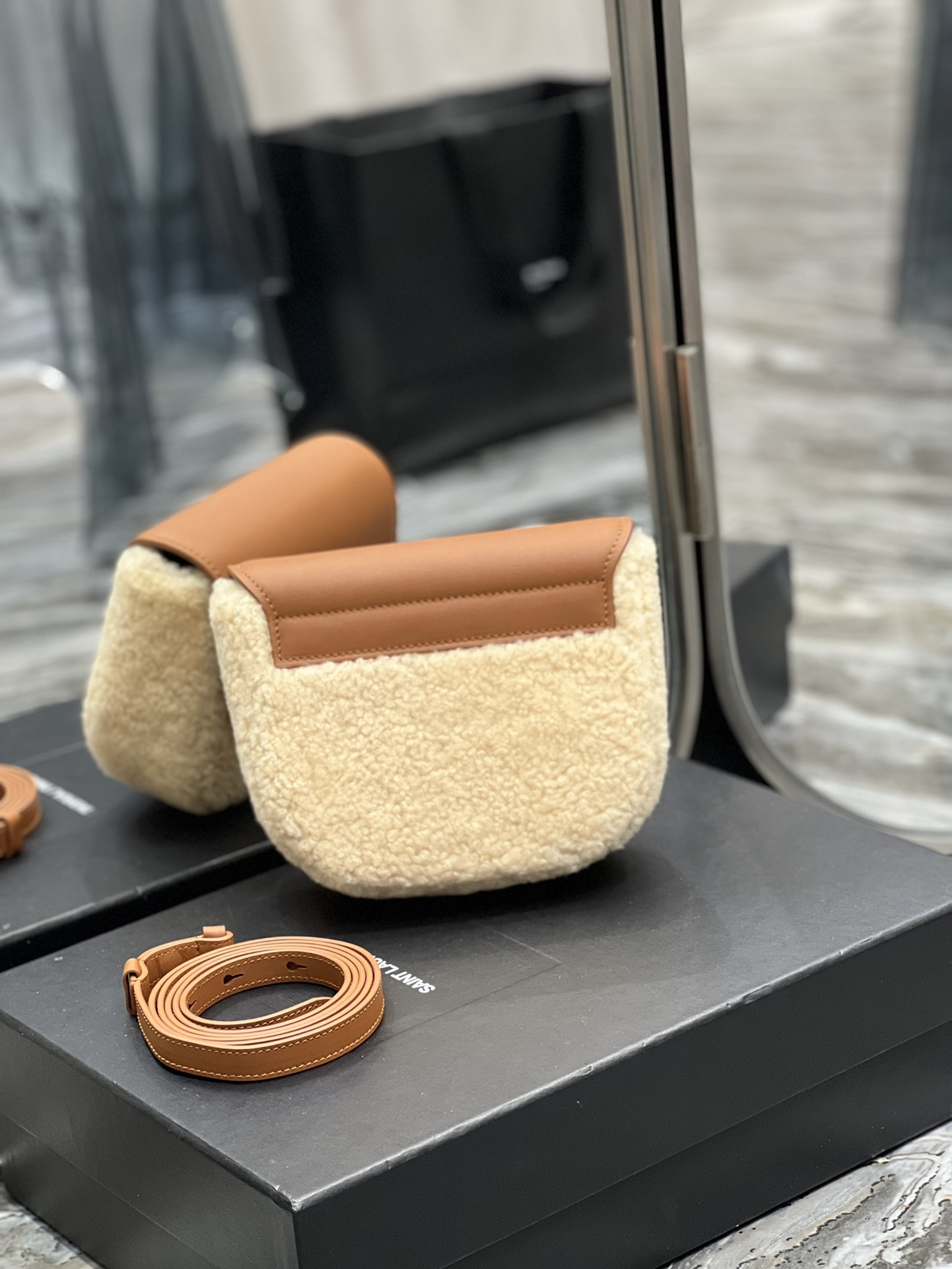[TOP] Yves Saint Laurent YSL 𝐊𝐚𝐢𝐚 𝐒𝐦𝐚𝐥𝐥 Lamb Wool With Cowhide Bag