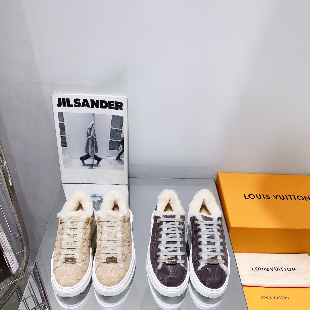 [TOP] Louis Vuitton LV Comfortable And Versatile Calf Leather Shoes - Two Colors