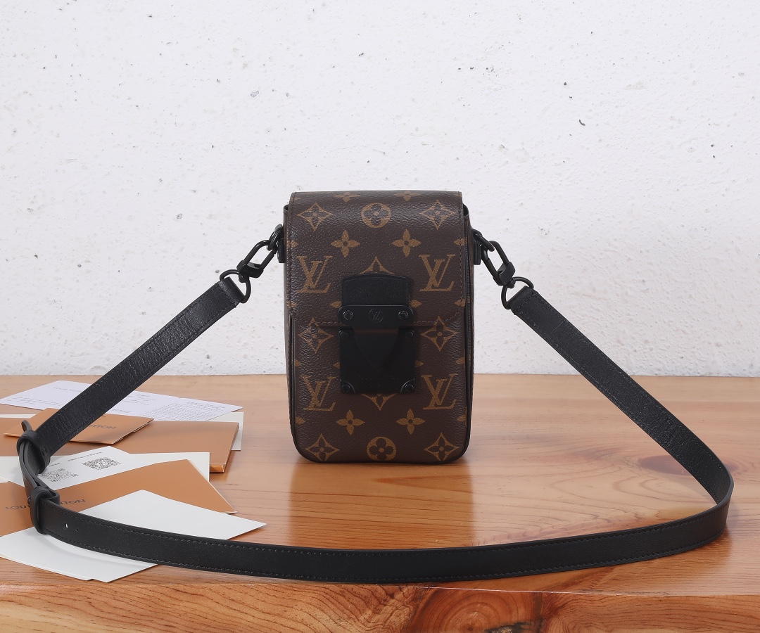 [TOP] Louis Vuitton LV S-Lock Vertical Wearable Monogram Macassar Canvas Handbag 12 x 19 x 7  cm - Two Colors