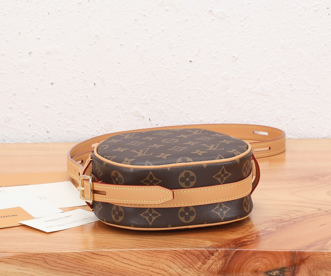 [TOP] Louis Vuitton LV Boîte Chapeau Souple Bag 17 x 18 x 7 cm - Reverse Monogram