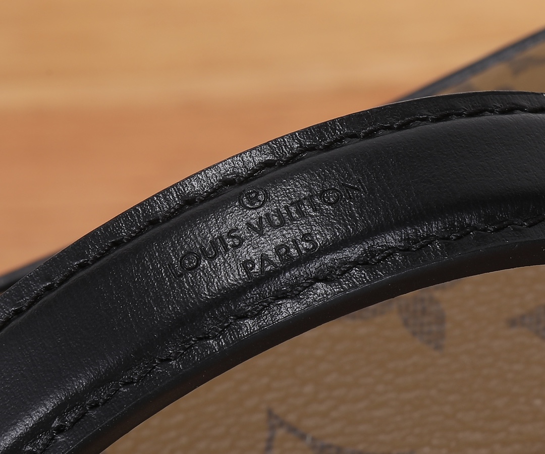 [TOP] Louis Vuitton LV Nice Cosmetic Bag In Monogram And Monogram Reverse Canvas Bag  19 x 13 x 11 cm