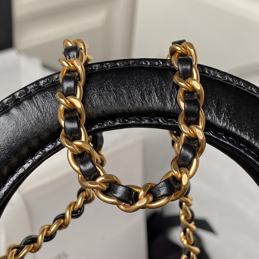 [Tops] CHANEL  Autumn And Winter Series All Black Handbags 19X13X7 cm - Black