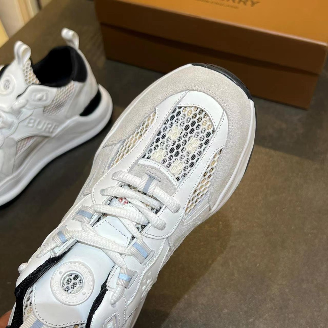 [TOP] BURBERRY Latest Thick Bottom Sports Shoes - White