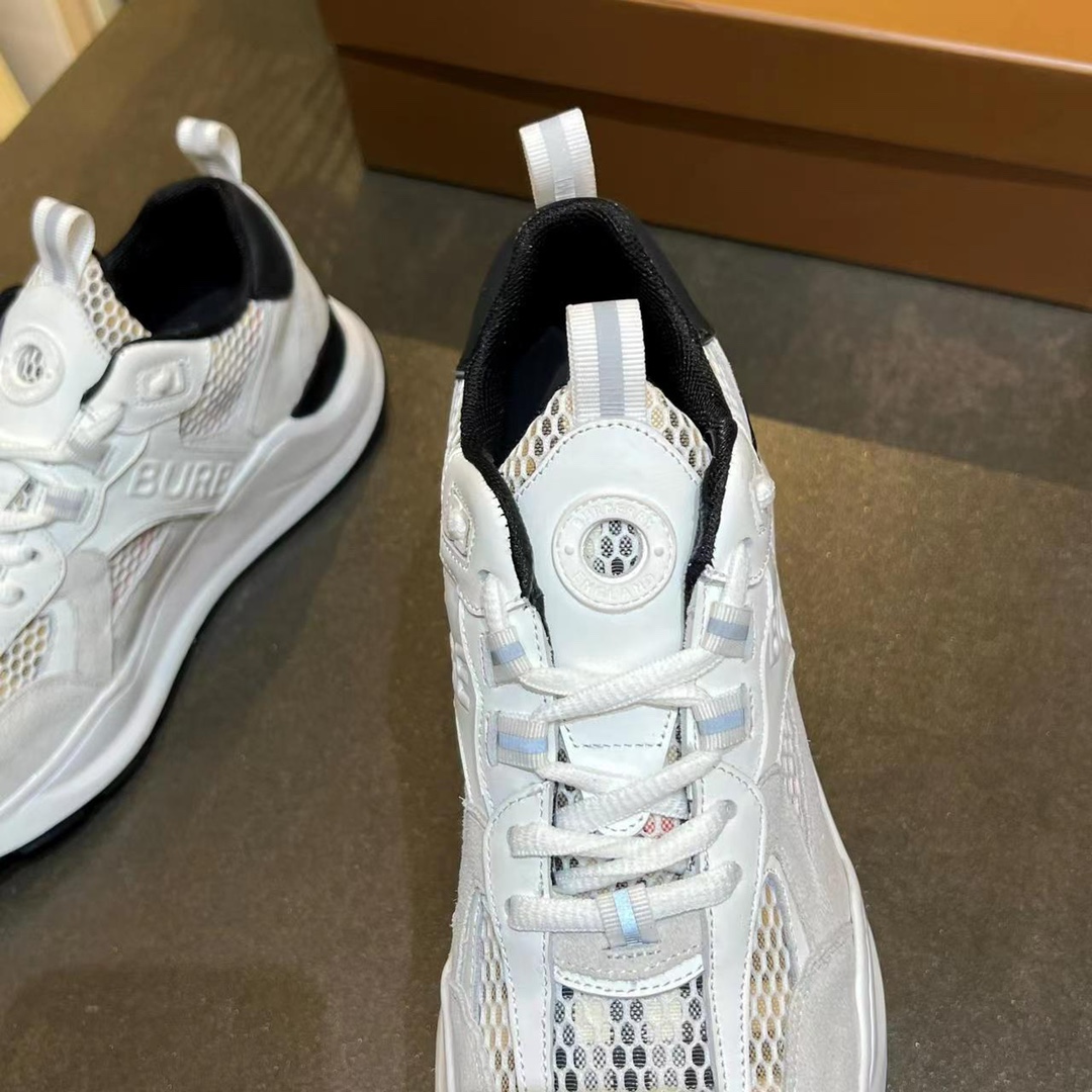 [TOP] BURBERRY Latest Thick Bottom Sports Shoes - White