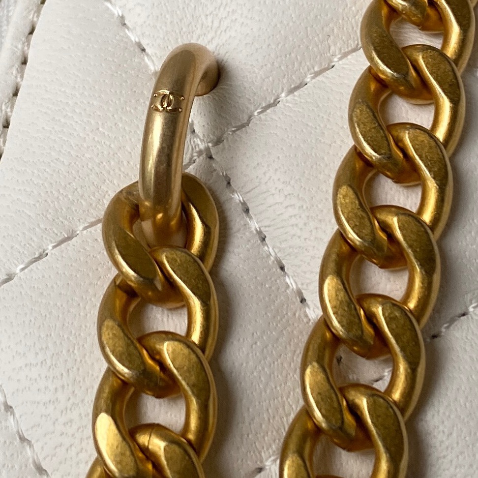 [TOP] CHANEL Small Camellia sheepskin Small Cosmetic Case Bag 8.5*11*7cm - GHW