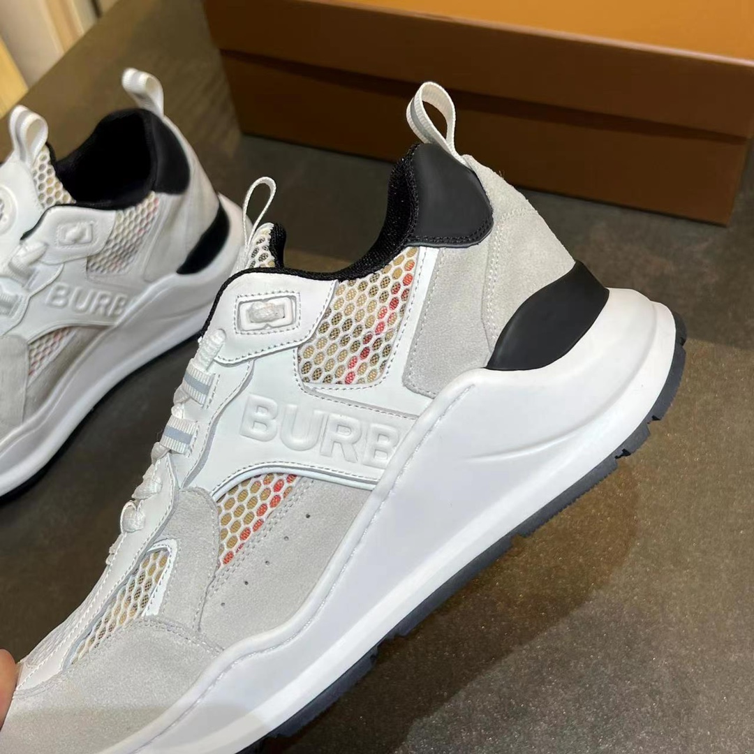 [TOP] BURBERRY Latest Thick Bottom Sports Shoes - White