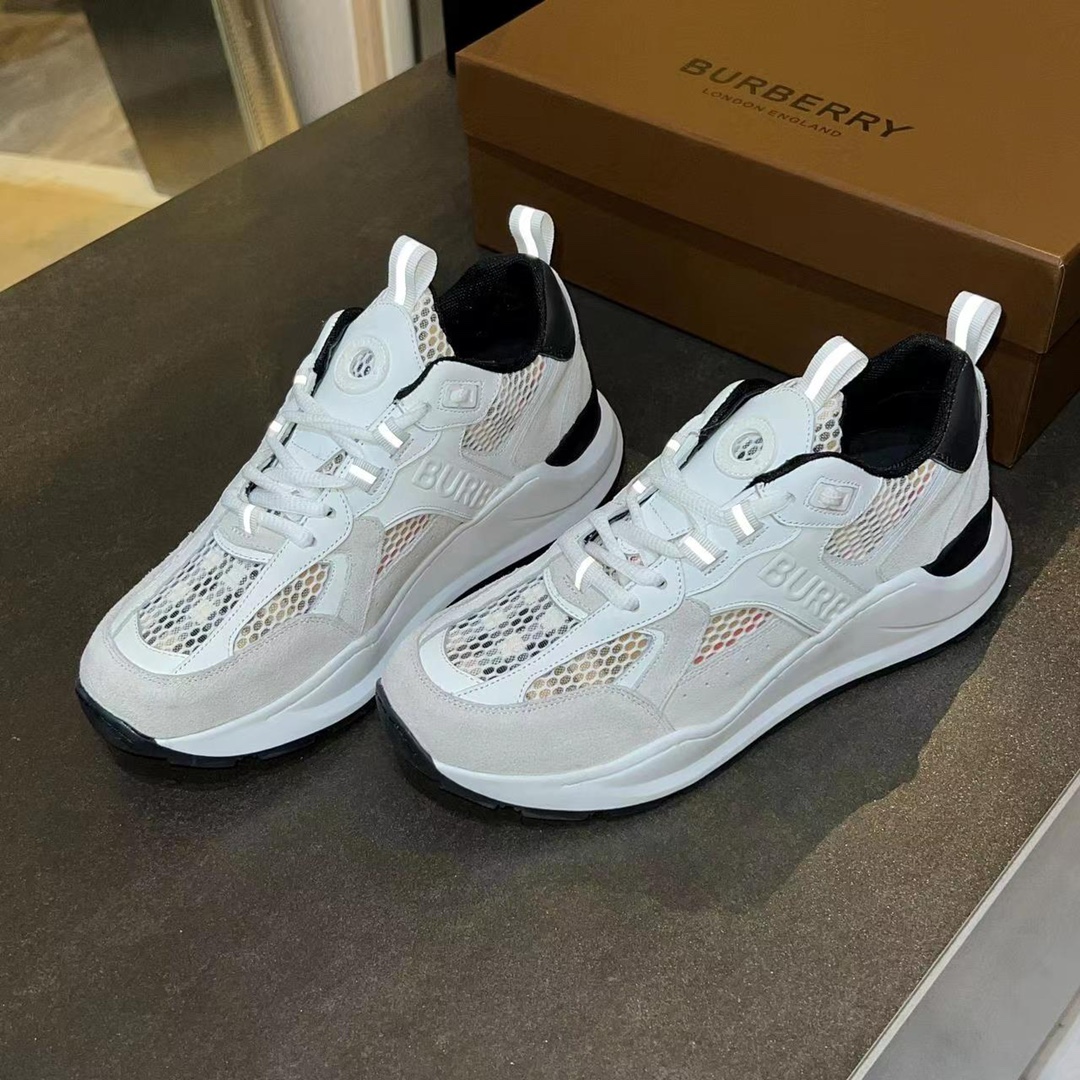 [TOP] BURBERRY Latest Thick Bottom Sports Shoes - White