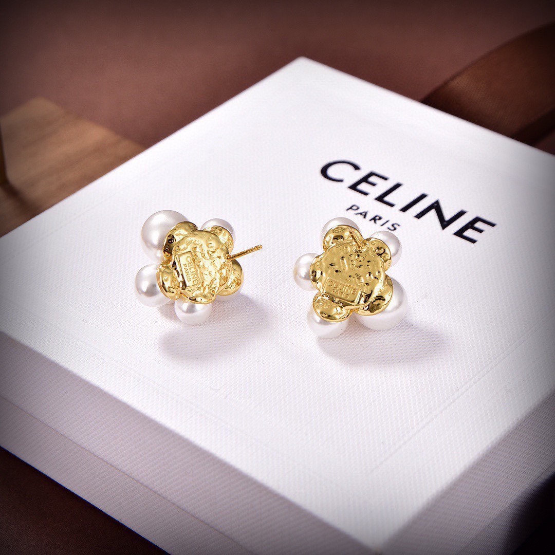 [TOP] CELINE Pearl Earrings - Gold