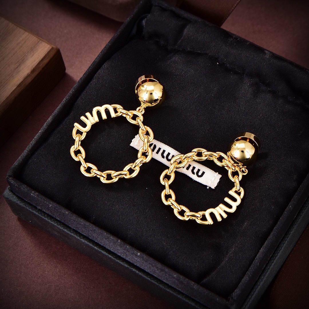 [TOP] Miu Miu Letter Chain Ring Earrings - Gold