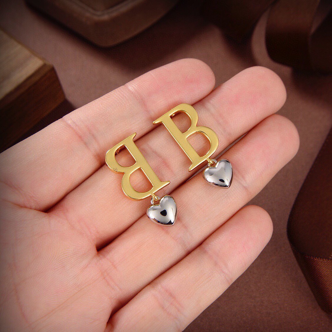 [TOP] BALENCIAGA BB Heart-shaped Earrings - Gold