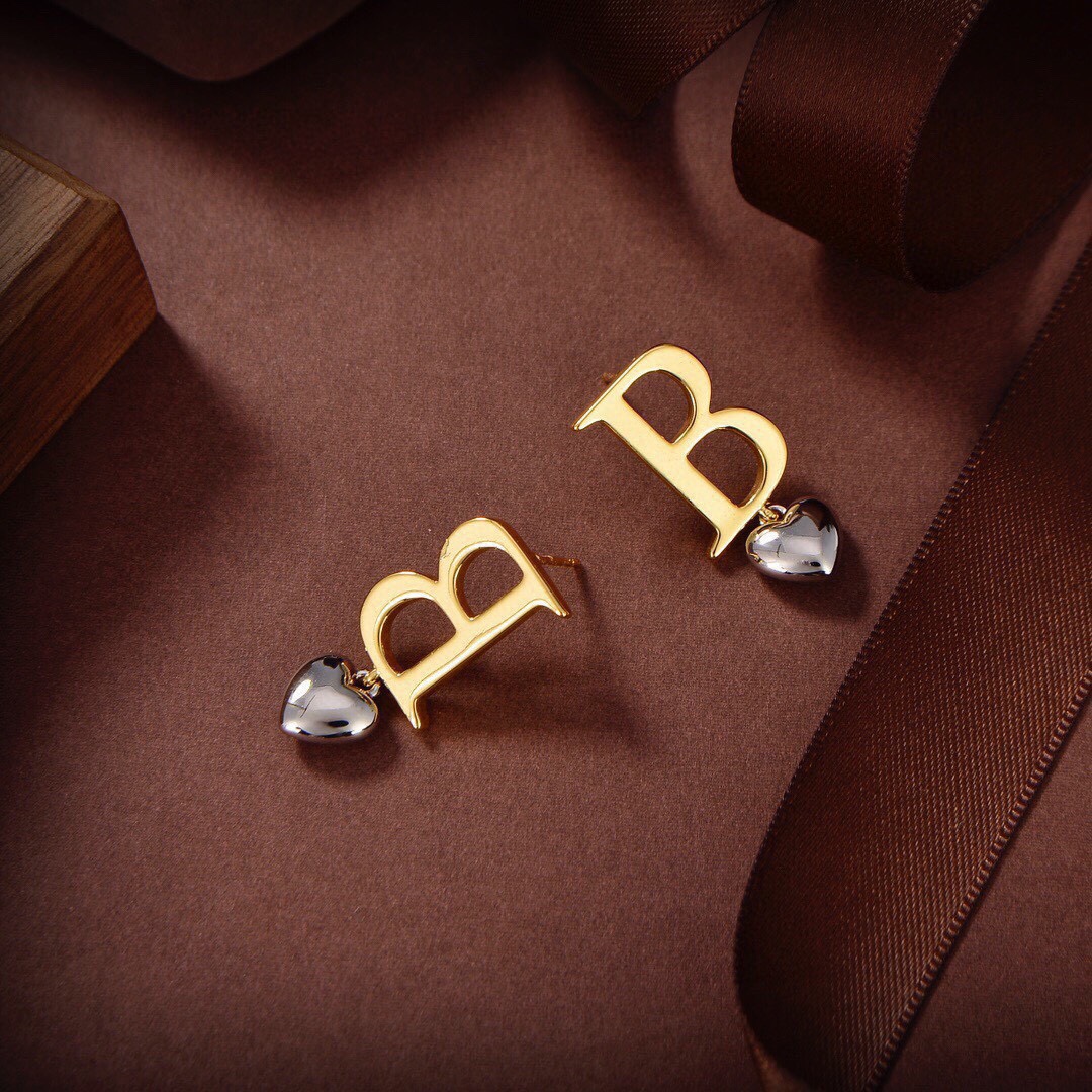 [TOP] BALENCIAGA BB Heart-shaped Earrings - Gold