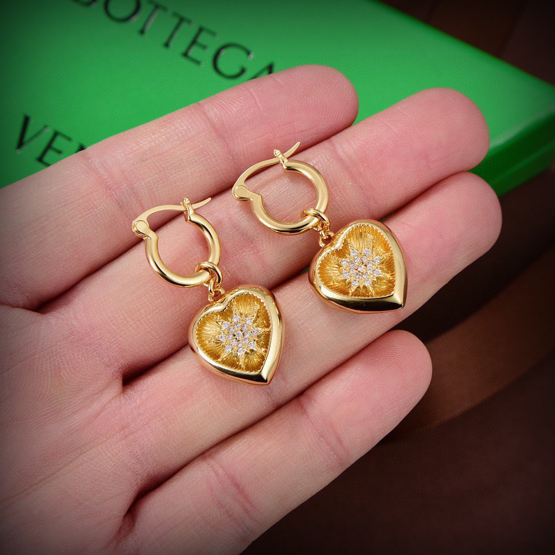 [TOP] Bottega Veneta BV Heart Earrings - Gold