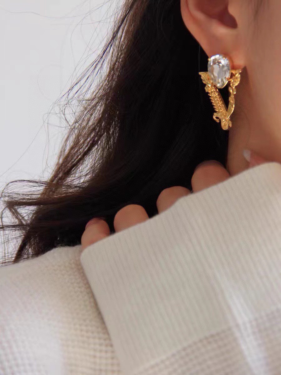 [TOP] VERSACE Medusa Gold Earrings